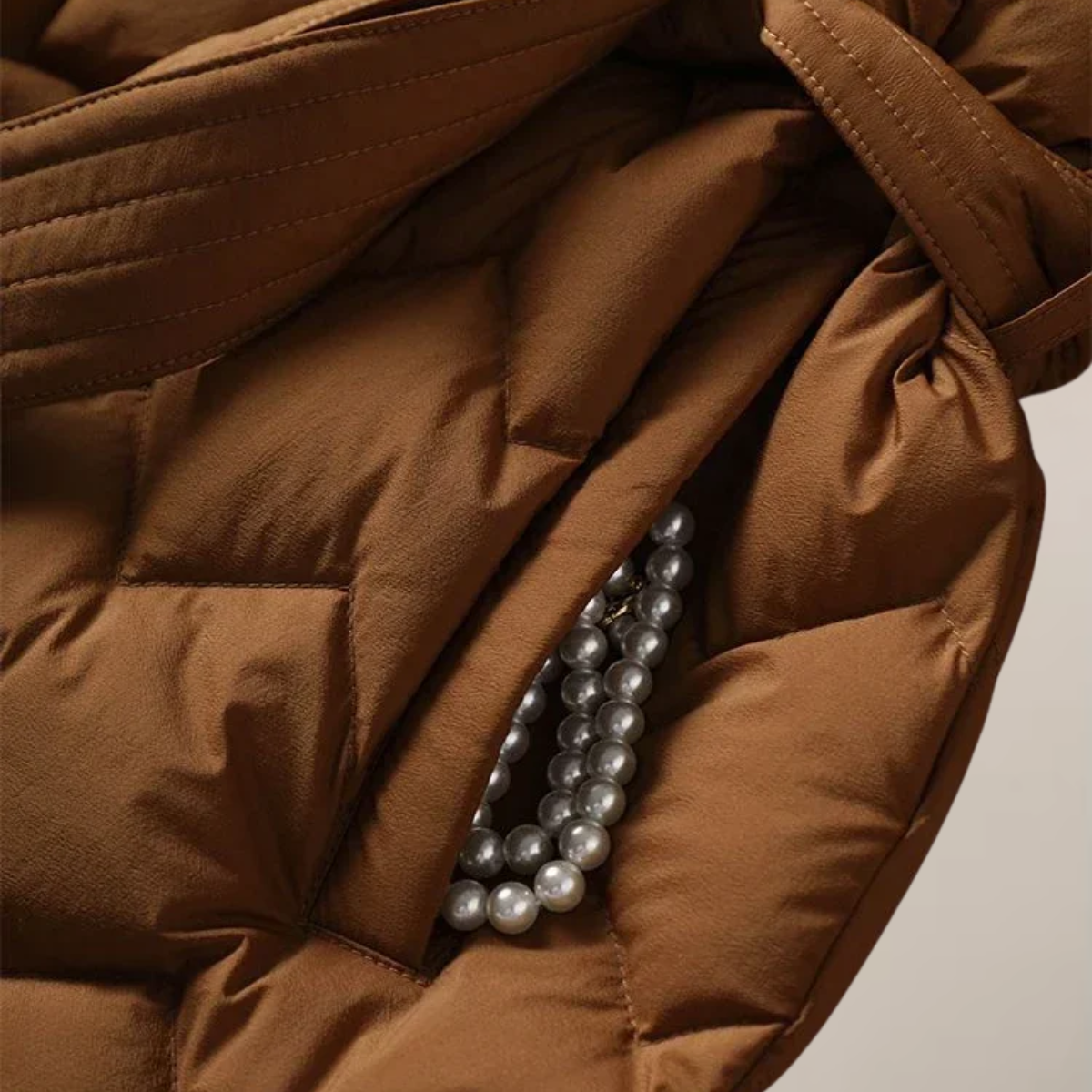 Damen Pufferjacke – Steppdesign – Taillierter Gürtel – Elegante Passform